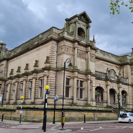 Bury Art Museum & Sculpture Centre