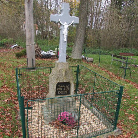 Kříž u zvoničky v Pobistrýcích