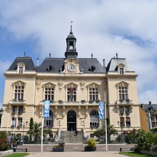 Town halls in Tarbes