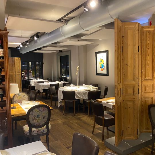 Goya Gallery Restaurant