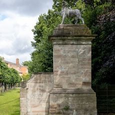 Pier at south east corner of forecourt garden