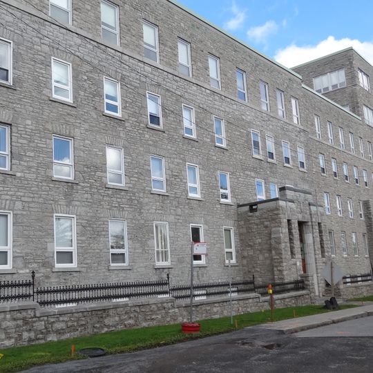 Maison Mère, Sœurs Grises de la Croix