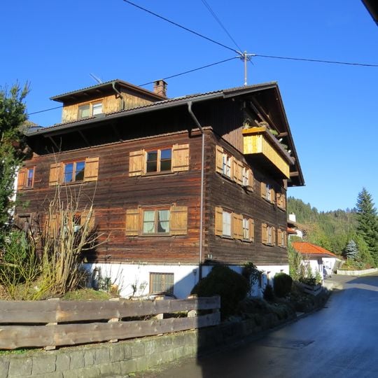 Wohnteil eines ehemaligen Bauernhauses