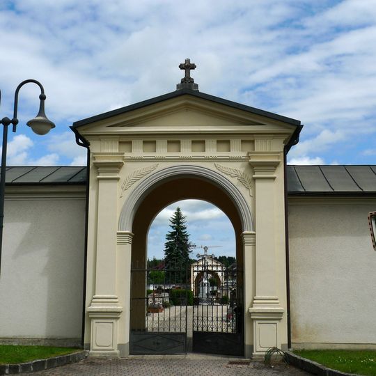 Friedhof und Aufbahrungshalle