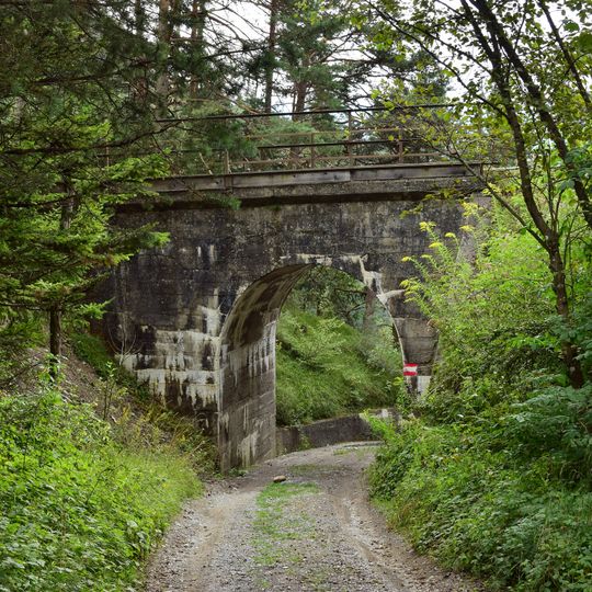 3 Brücken zw. Brücke Wasserstollen u. Rottenunterkunft Hochzirl