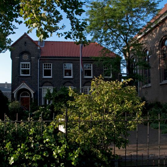 Kosterwoning en catechisatielokaal