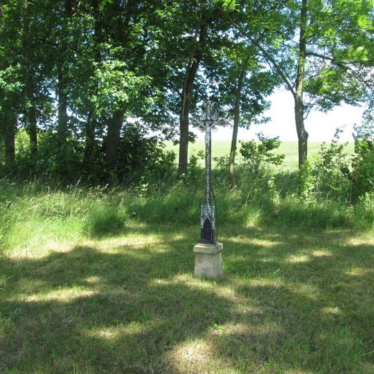 Kříž jižně od Babína