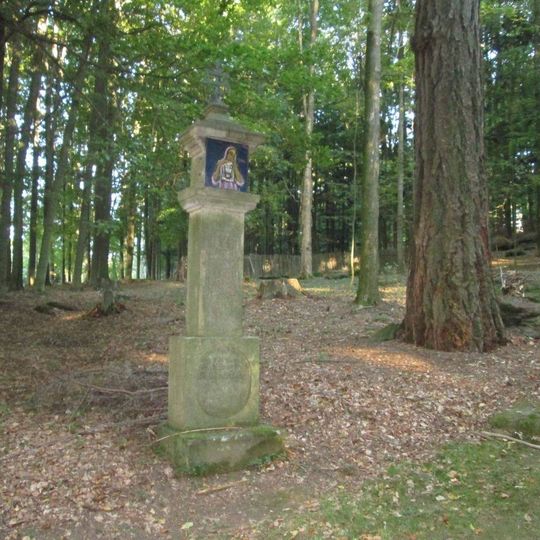 Boží muka na křížové cestě u Kamenice nad Lipou - 6. zastavení