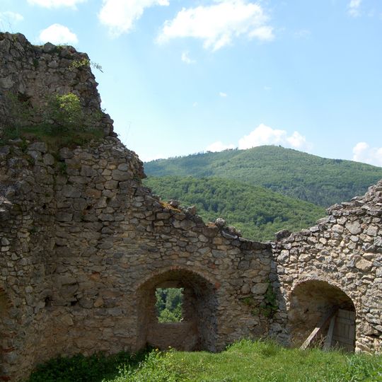Topoľčiansky hrad, bašta delová južná