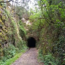 Ruta da antiga vía do ferrocarril Vilaoudriz - Ribadeo