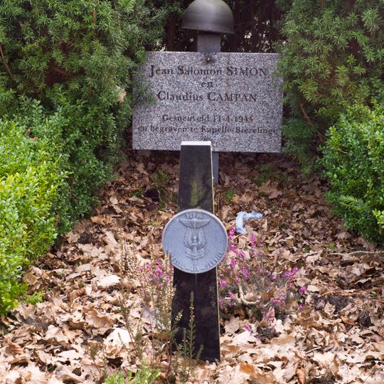 Monument voor Jean Salomo Simons en Claudius Campan