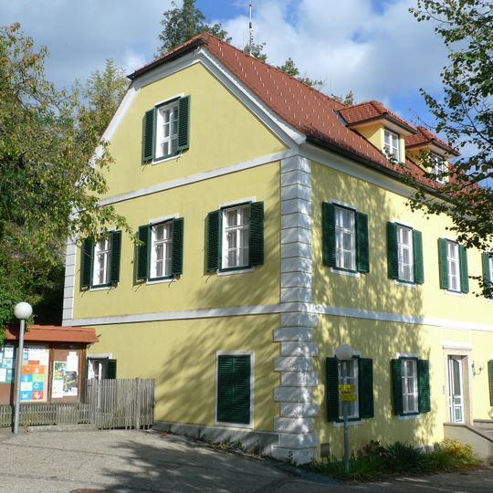 Ehemalige Volksschule Kapfenstein