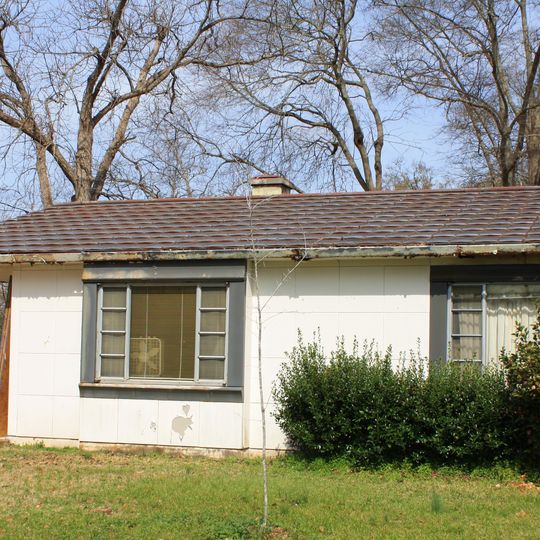 Doit W. McClellan Lustron House