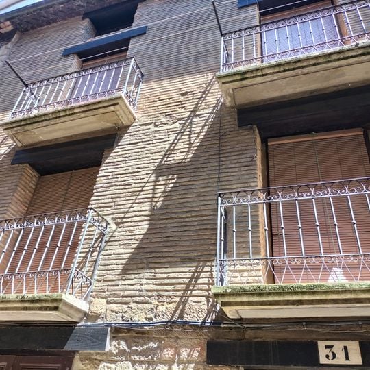 Casa Santa Engracia 31