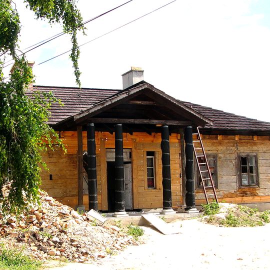 Dworek, Krucza 12 w Hrubieszowie