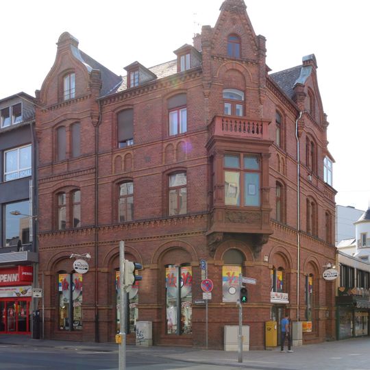 Werner-Senger-Straße 9