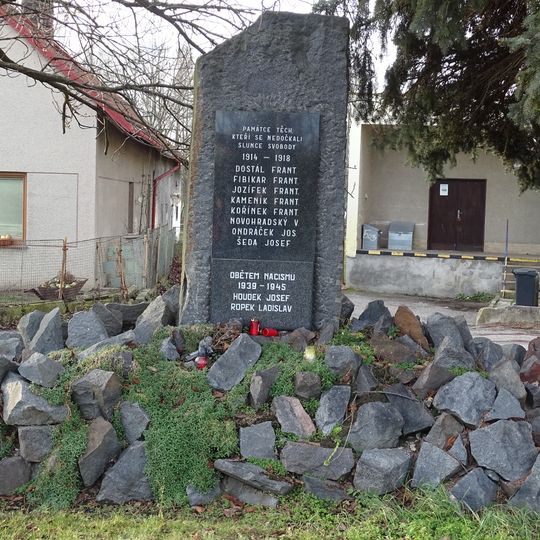 World wars memorial in Skořenice