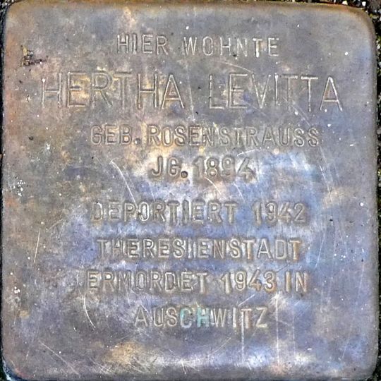 Stolperstein dedicated to Hertha Levitta geb. Rosenstrauss