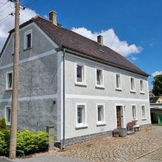 Wohnhaus in offener Bebauung Karl-Weickert-Straße 10