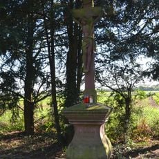Grabmäler auf dem Stadtteilfriedhof