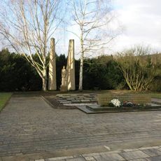 Pomník padlým rudoarmějcům u hřbitova v Děčíně