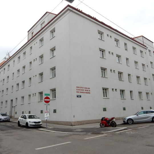 Wohnhausanlage Lorenz-Mandl-Gasse 51–53