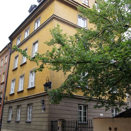 5 Wąski Dunaj Street in Warsaw