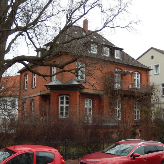 Alleestraße 36