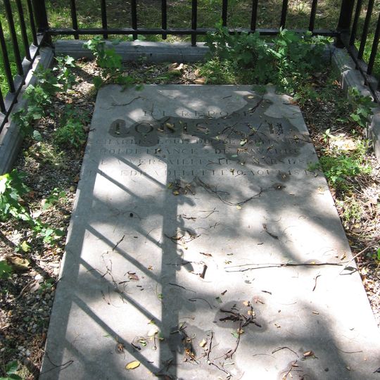 Restant van de in 1829 op het voormalige bastion bij de Haagpoort, het huidige Kalverbos, aangelegde gemeentelijke begraafplaats. Vier graven, waaronder het graf Karl Wilhelm Naundorff