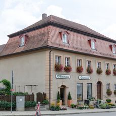 Weißenburger Straße 4