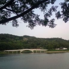 Green Grass Lake