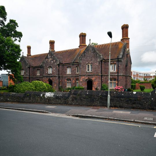 Grendon's Almhouses