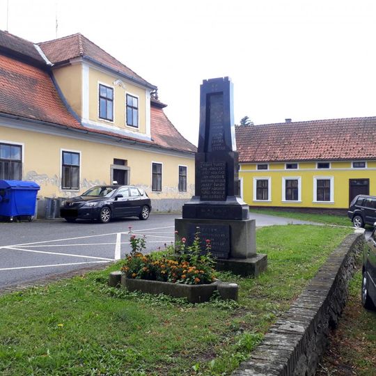 Pomník padlým v Hlavatcích