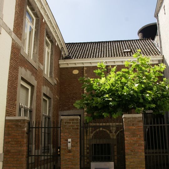 Henric van Veldekeplein 21, Maastricht