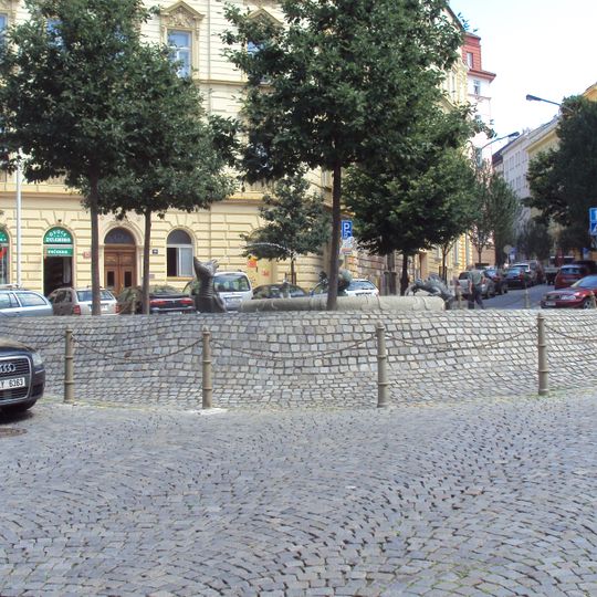 Kašna na křižovatce ulic Americká a Záhřebská