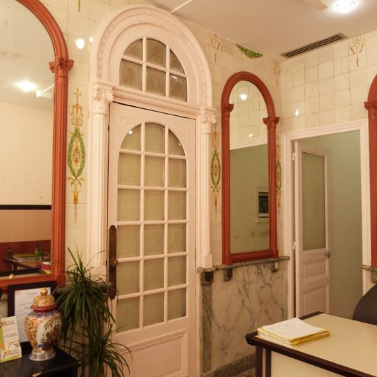 114 avenue de Flandre, Paris