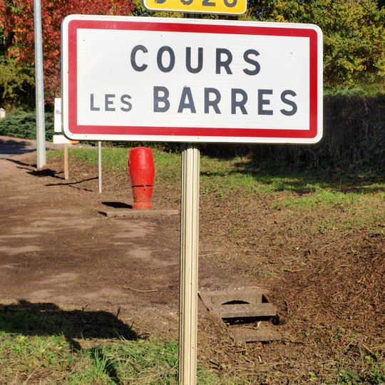 Cours-les-Barres