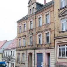 Mietshaus in geschlossener Bebauung Lange Straße 16
