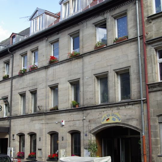 Hirschenstraße 15/17