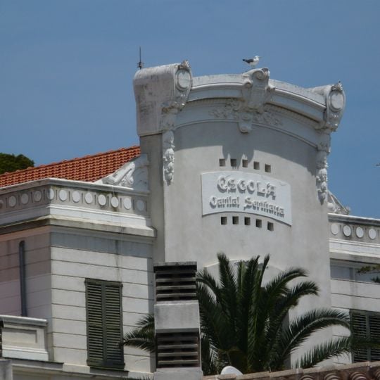 Escola Caritat Serinyana