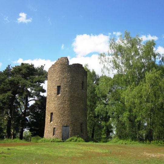 Chinthurst Hill  Close House  Gatehouse