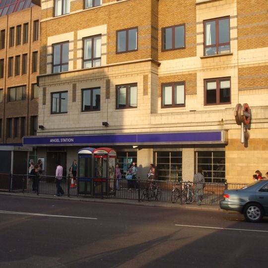 Angel tube station
