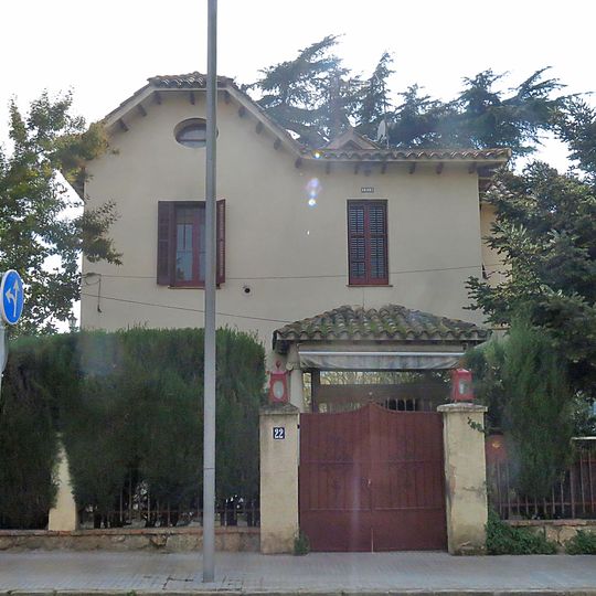 Xalet al carrer Àngel Guimerà, 22