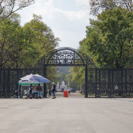 Puerta de los Leones