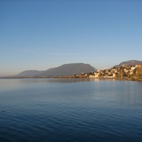 Lake Neuchâtel