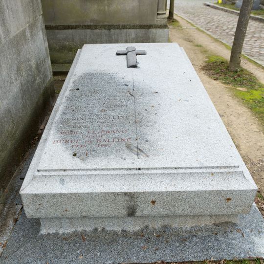 Grave of Durup de Baleine