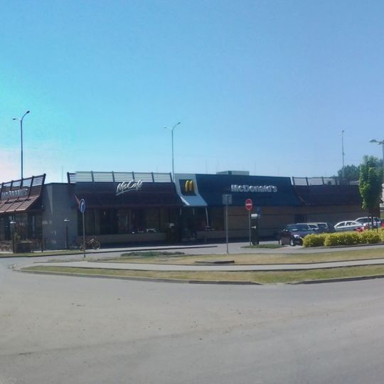 Most Hlavní třídy přes železniční trať ve Frýdku