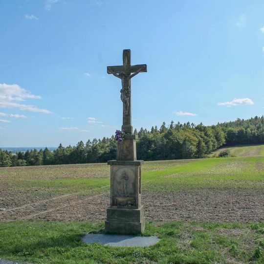 Kříž východně od Lipinky