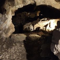 Cueva de Llamazares