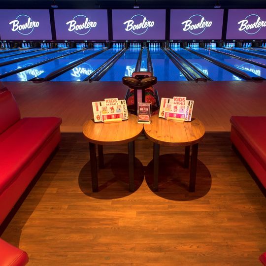 Bowlero College Park